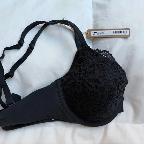 SKIMS Black Lace T-Shirt Bra 34 C (New with Tags) - Picture 4 of 5